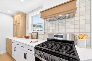 130 Fox Run Rd, Cranberry Township, PA 16066 - Photo 8