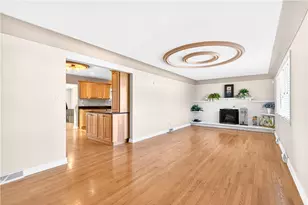 1238 Georges Station Rd, Hempfield Township, PA 15601 - Photo 8