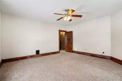 109 N Main St, Houston, PA 15342 - Photo 18