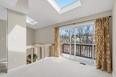 2643 Hunters Point Dr, Pittsburgh, PA 15090 - Photo 12