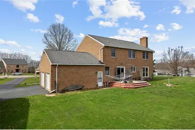 208 Hickory Knolls, Slippery Rock, PA 16057 - Photo 4