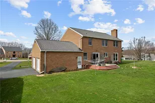 208 Hickory Knolls, Slippery Rock, PA 16057 - Photo 4