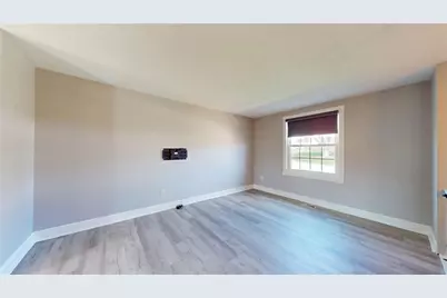 16 Quail Hill Rd, Pittsburgh, PA 15214 - Photo 4