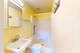 16 Quail Hill Rd, Pittsburgh, PA 15214 - Photo 38