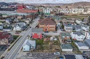 406 Ligonier St, Latrobe, PA 15650 - Photo 8