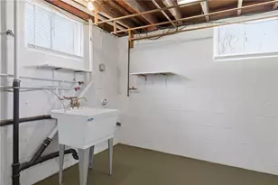 116 Lilmont Dr, Pittsburgh, PA 15218 - Photo 34