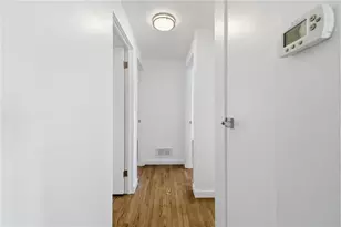 116 Lilmont Dr, Pittsburgh, PA 15218 - Photo 14