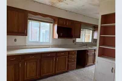 2392 Mill Street, Aliquippa, PA 15001 - Photo 12