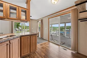 300 Clubhouse Dr, Donegal, PA 15628 - Photo 8