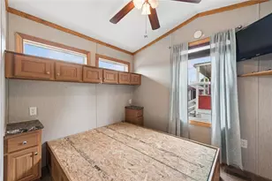 300 Clubhouse Dr, Donegal, PA 15628 - Photo 10