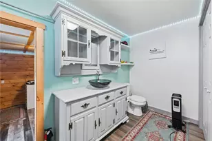 300 Clubhouse Dr, Donegal, PA 15628 - Photo 14