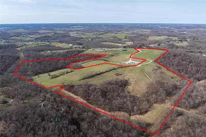 560 Old Hickory Ridge Rd, Chartiers, PA 15301 - Photo 2