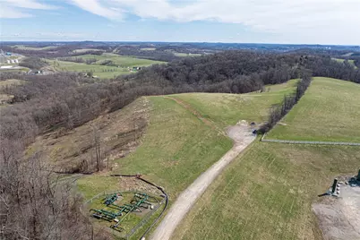 560 Old Hickory Ridge Rd, Chartiers, PA 15301 - Photo 22