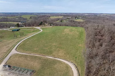 560 Old Hickory Ridge Rd, Chartiers, PA 15301 - Photo 2