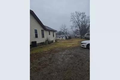 3076 Leechburg Rd, Lower Burrell, PA 15068 - Photo 28