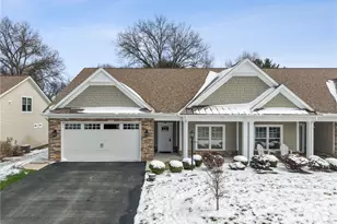 883 Hearthstone Cir, Hempfield Township, PA 15601 - Photo 1