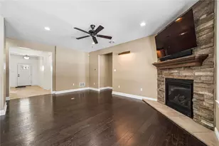 883 Hearthstone Cir, Hempfield Township, PA 15601 - Photo 10