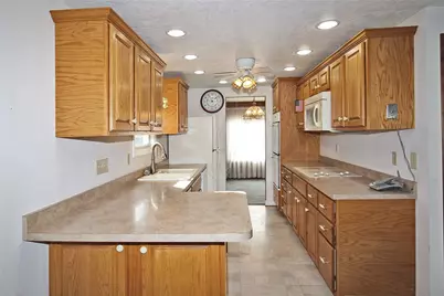 478 Cecil Henderson Road, Cecil, PA 15321 - Photo 8