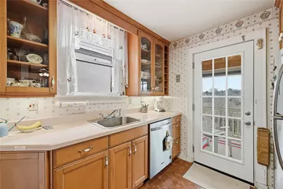 7322 Trevanion Ave, Pittsburgh, PA 15218 - Photo 12