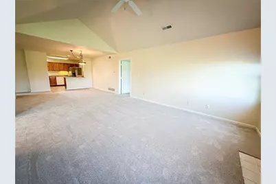 104 Woodhawk Ln, Franklin Township, PA 16001 - Photo 4