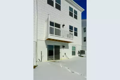 122 Scotland Ln, Harmony Boro, PA 16037 - Photo 8