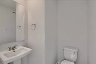 122 Scotland Ln, Harmony Boro, PA 16037 - Photo 12