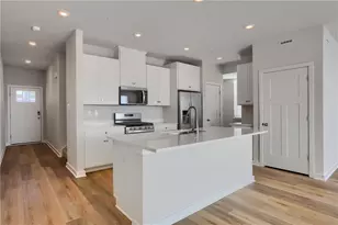 122 Scotland Ln, Harmony Boro, PA 16037 - Photo 14