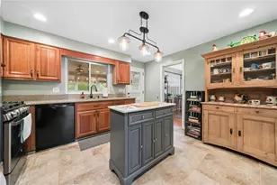 223 Ridgeview Dr, Peters Township, PA 15367 - Photo 14