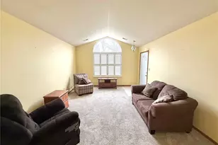 427 Jennie Ln, Union Township, PA 16101 - Photo 4