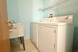 427 Jennie Ln, Union Township, PA 16101 - Photo 14