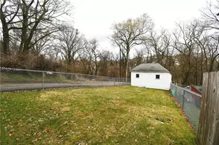 661 Margaret St, Pittsburgh, PA 15210 - Photo 26