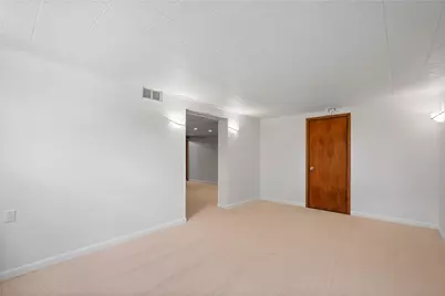 5579 Florida Avenue, Bethel Park, PA 15102 - Photo 24