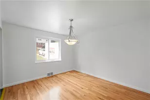 5579 Florida Ave, Bethel Park, PA 15102 - Photo 8