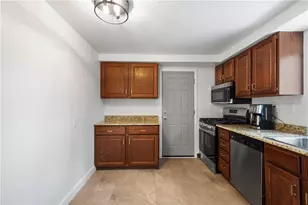 5579 Florida Ave, Bethel Park, PA 15102 - Photo 10