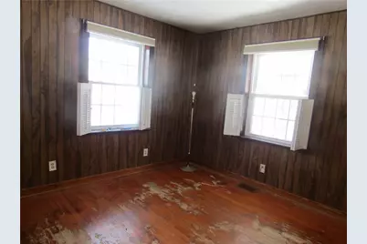 310 Steyer Rd, Stewart Twp, PA 15464 - Photo 8