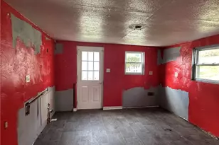 111 Center St, East Bethlehem, PA 15348 - Photo 8