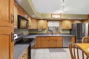 916 Burning Tree Dr, Elizabeth Twp/Boro, PA 15135 - Photo 22