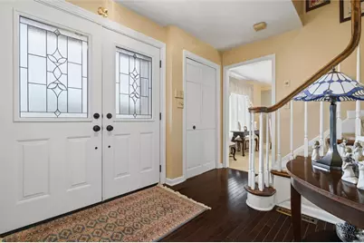 916 Burning Tree Dr, Elizabeth Twp/Boro, PA 15135 - Photo 2