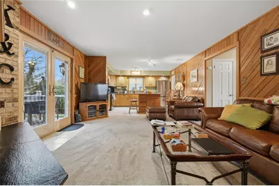 916 Burning Tree Dr, Elizabeth Twp/Boro, PA 15135 - Photo 12