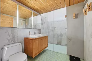 5850 Centre Ave, Pittsburgh, PA 15206 - Photo 18