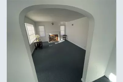 246 N Buhl Farm Dr, Hermitage, PA 16148 - Photo 4