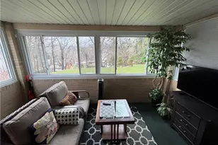 6 Hallmark Dr, Pittsburgh, PA 15235 - Photo 12