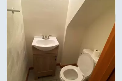 705 Redstone Dr, Pittsburgh, PA 15101 - Photo 6