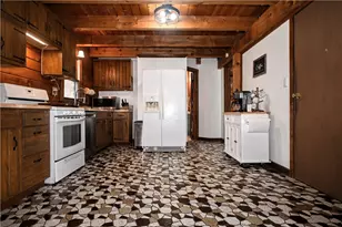 9049 Roberts Hollow Rd, Forward Township, PA 15037 - Photo 12