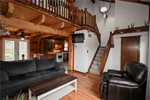 9049 Roberts Hollow Rd, Forward Township, PA 15037 - Photo 4