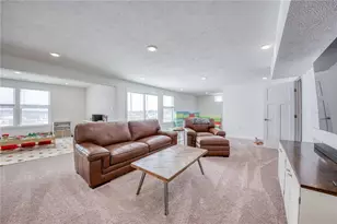 330 William Dr, Pittsburgh, PA 15239 - Photo 44