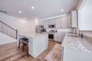 330 William Dr, Pittsburgh, PA 15239 - Photo 14