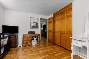 716 Redstone Dr, Pittsburgh, PA 15101 - Photo 16