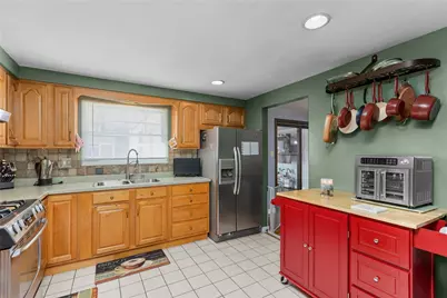 716 Redstone Drive, Pittsburgh, PA 15101 - Photo 10