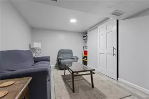 716 Redstone Dr, Pittsburgh, PA 15101 - Photo 24